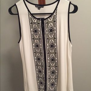 Adrianna Papell Embroidered White and Black Tank